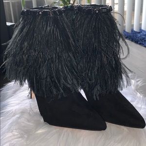 Jessica Simpson feather & suede ankle boots 6.5,